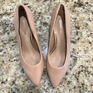 Gianna Bini Nude Heel sz 7M